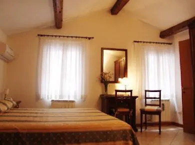 Konukevi Casa Cosmo 2*