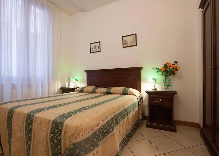 Casa Cosmo Pensión Mirano